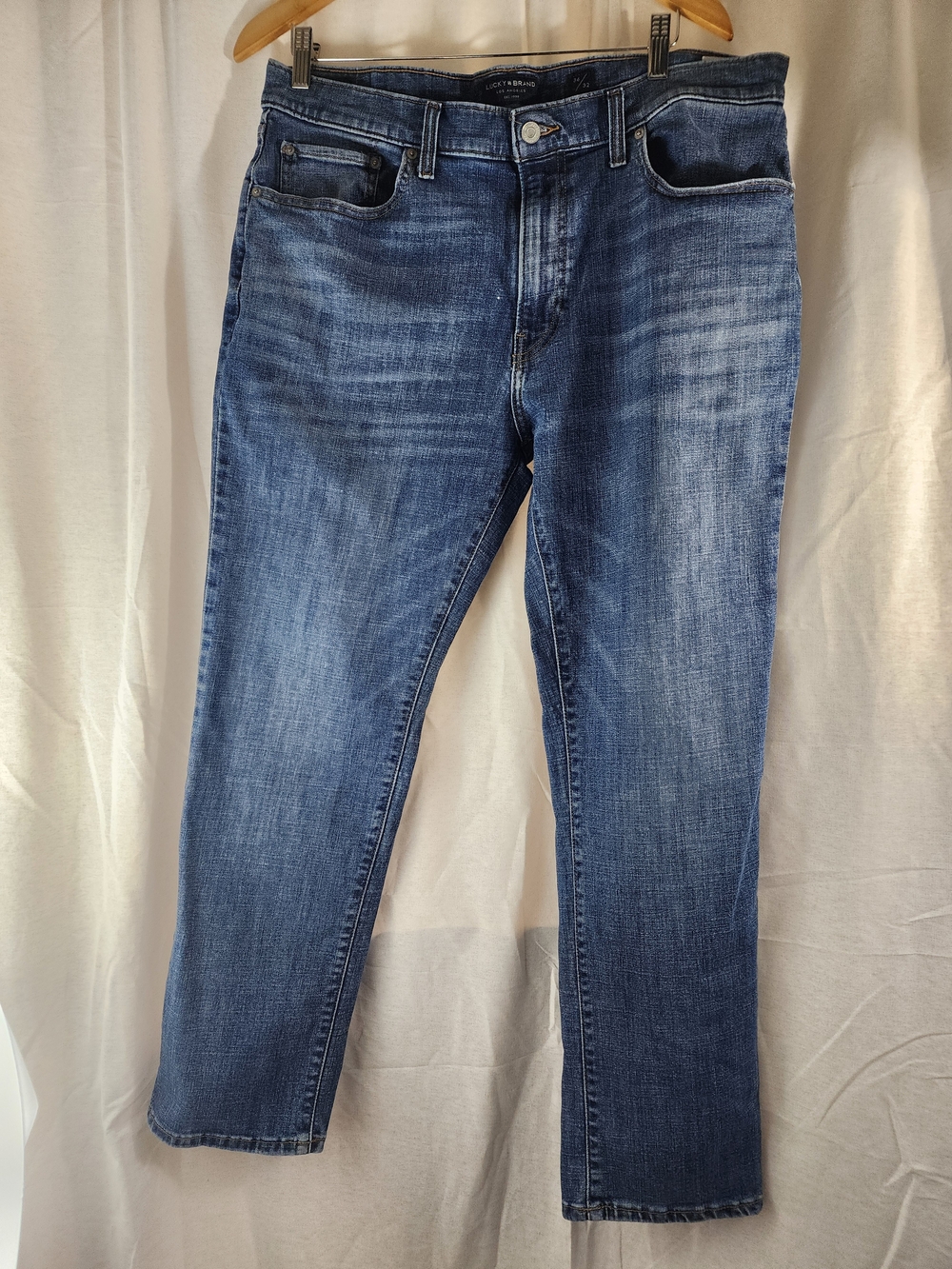 Lucky Brand Men's 223 Straight Fit Med Wash Blue Denim Mid Rise Stretch W36 L32